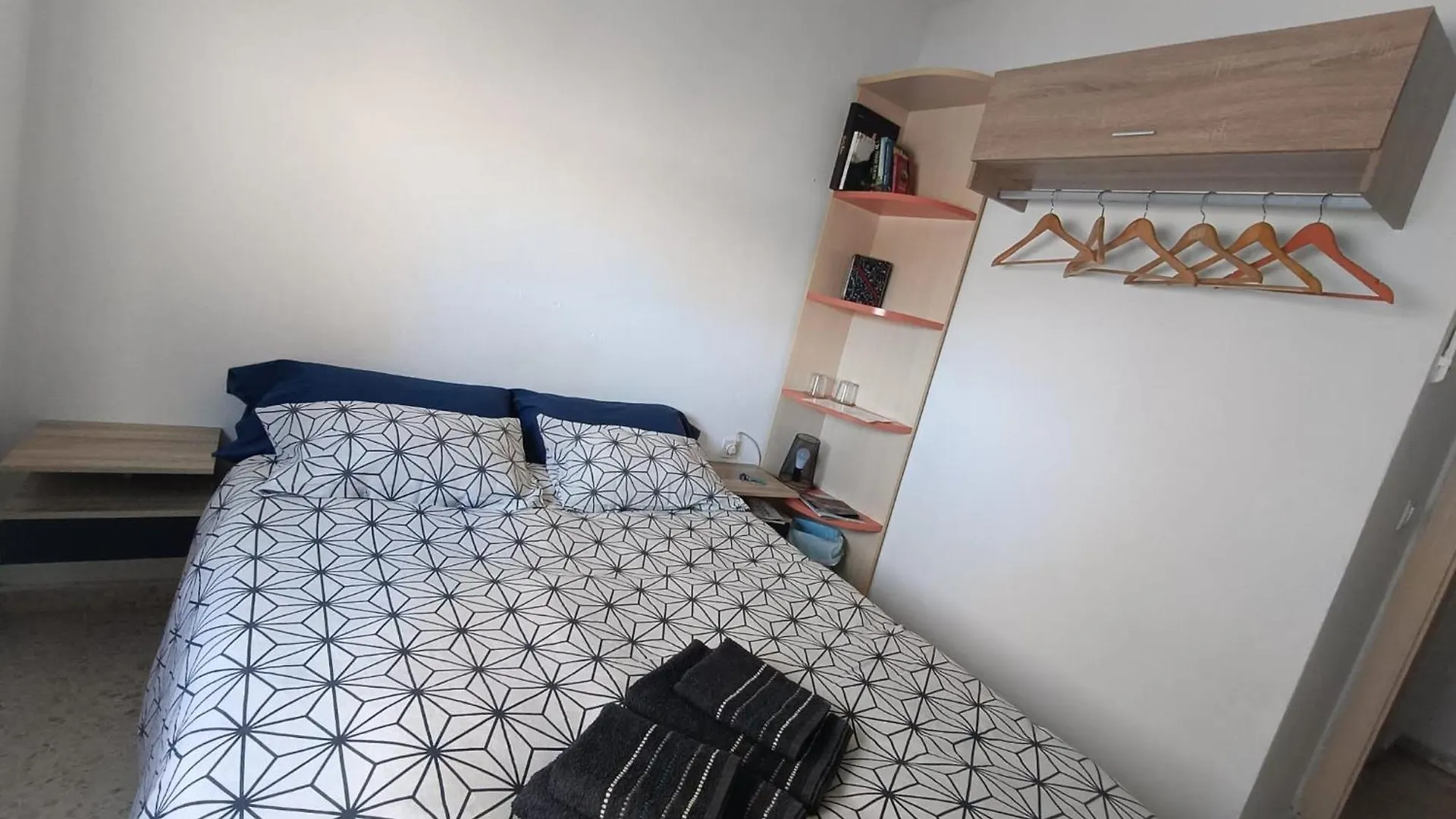 Homestay Habitacion Privada Juan Estepona